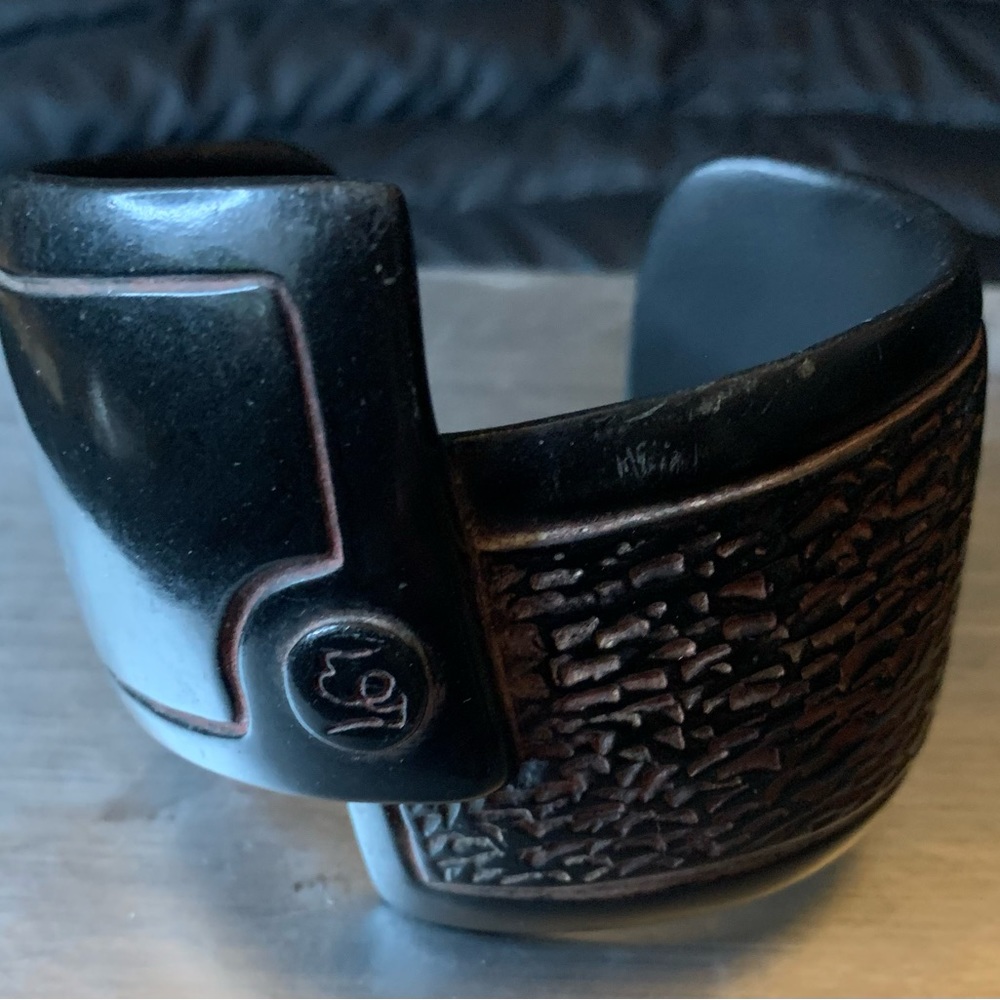 Etched bangle - Picture 3 of 6